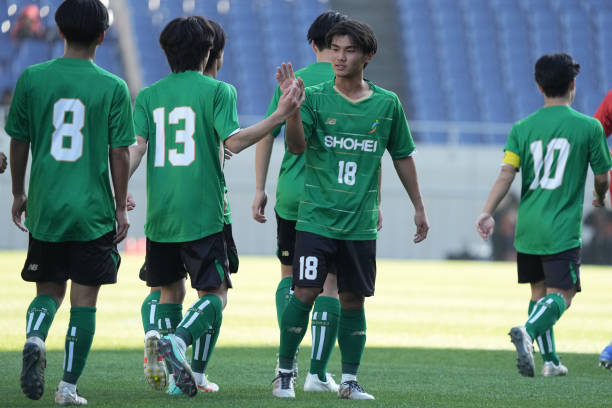 够亮眼